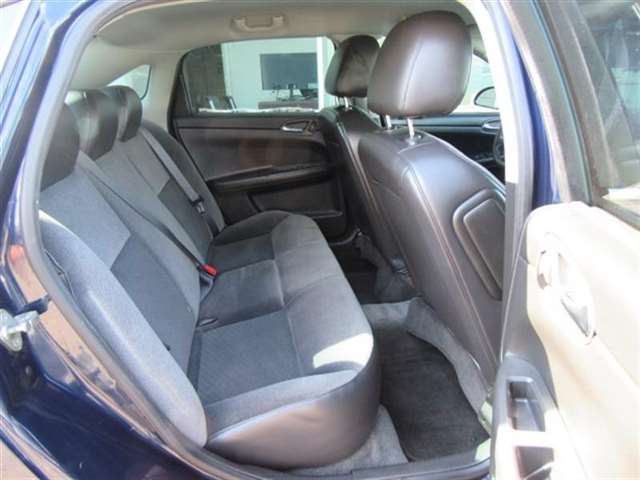 Chevrolet Impala 2010 photo 25